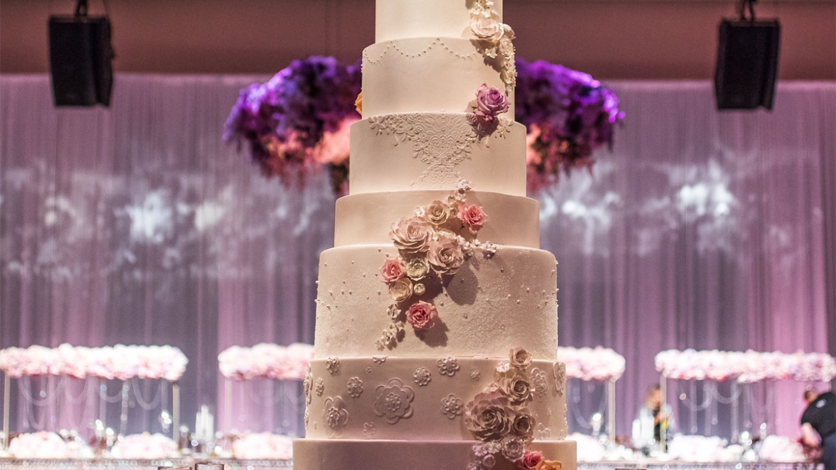 10 Best Wedding Cake Trends Going into 2019